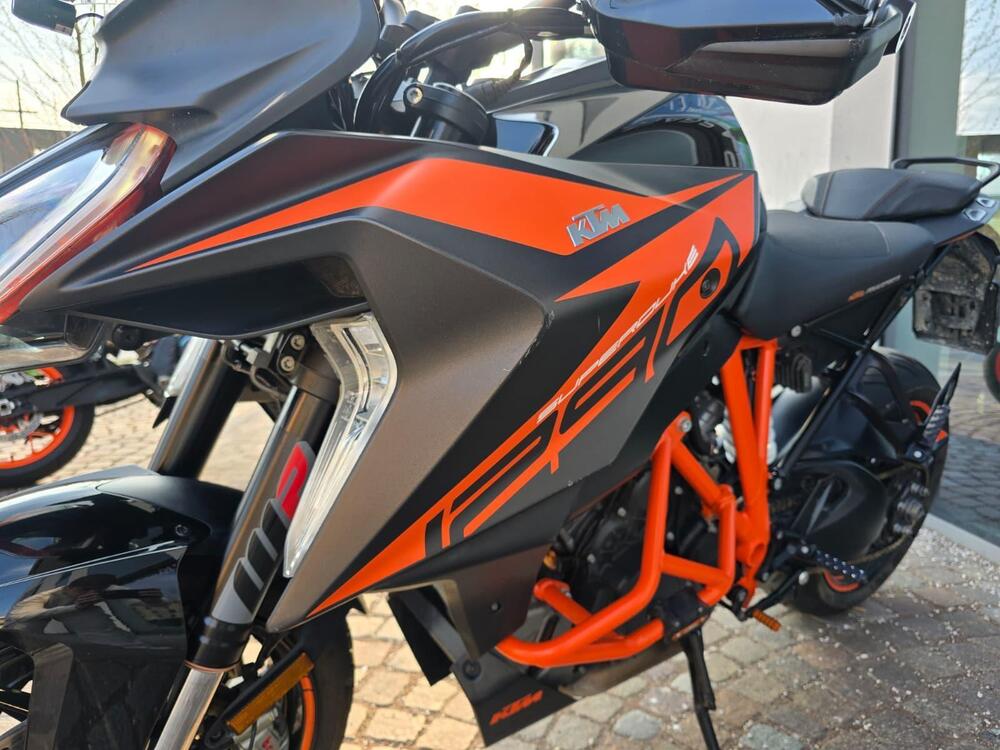 KTM 1290 Super Duke GT (2019 - 20) (10)