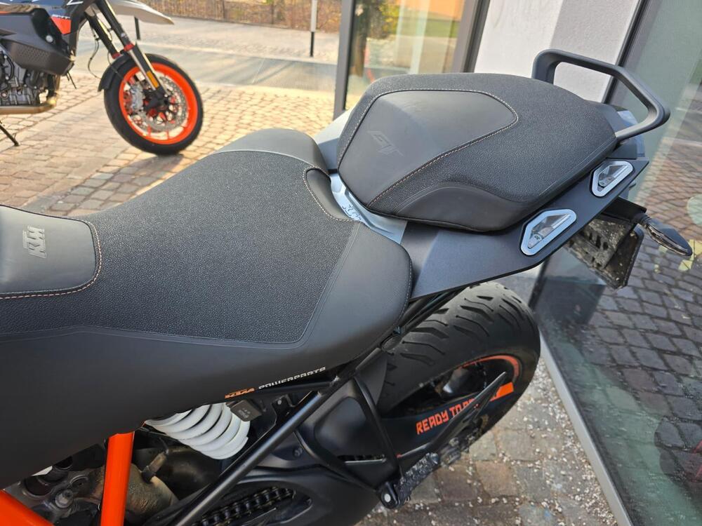 KTM 1290 Super Duke GT (2019 - 20) (11)