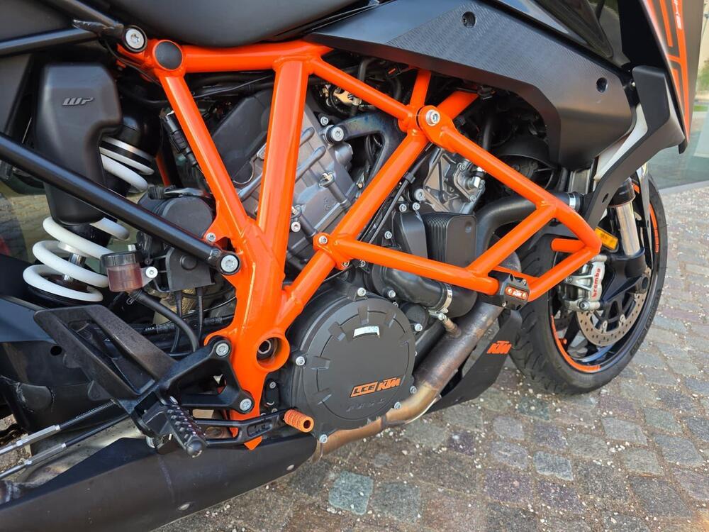 KTM 1290 Super Duke GT (2019 - 20) (15)