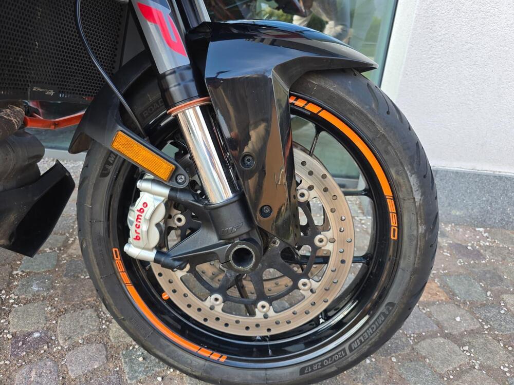 KTM 1290 Super Duke GT (2019 - 20) (18)