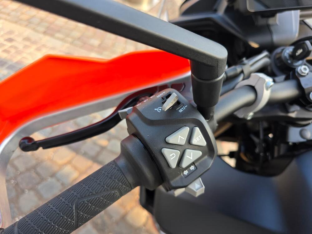 KTM 890 SMT (2023 - 25) (13)