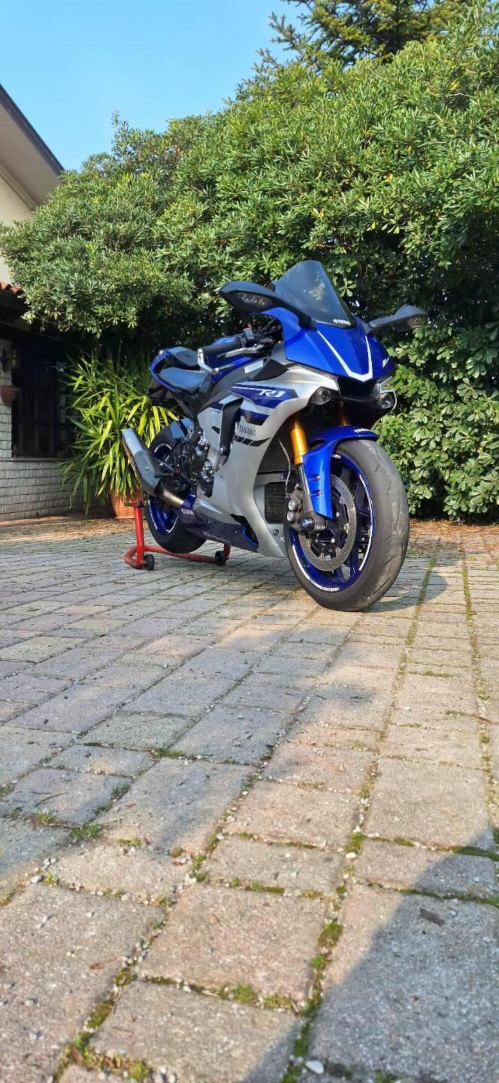 Yamaha YZF R1 (2015 - 16) (17)