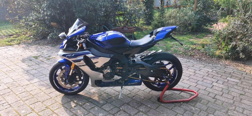 Yamaha YZF R1 (2015 - 16) (2)