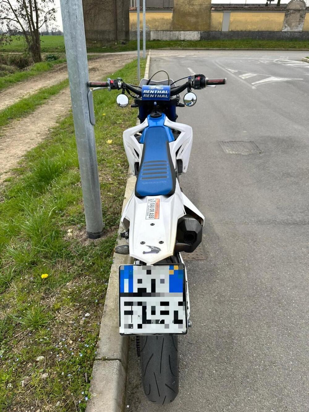 Valenti Racing SM 125 Z (2020 - 22) (2)