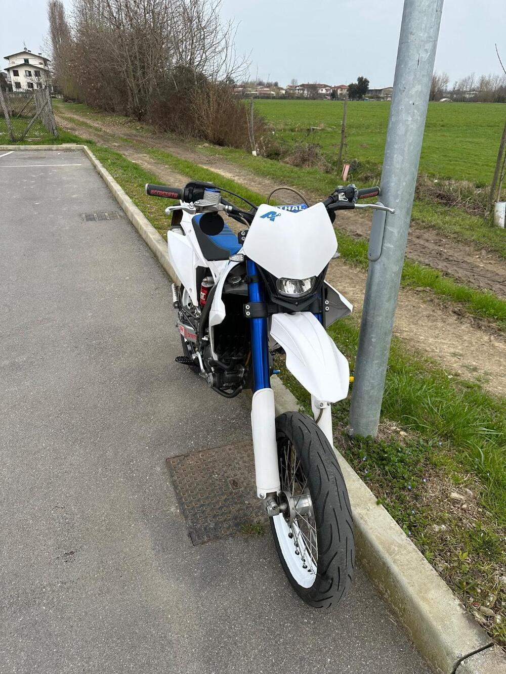 Valenti Racing SM 125 Z (2020 - 22) (3)