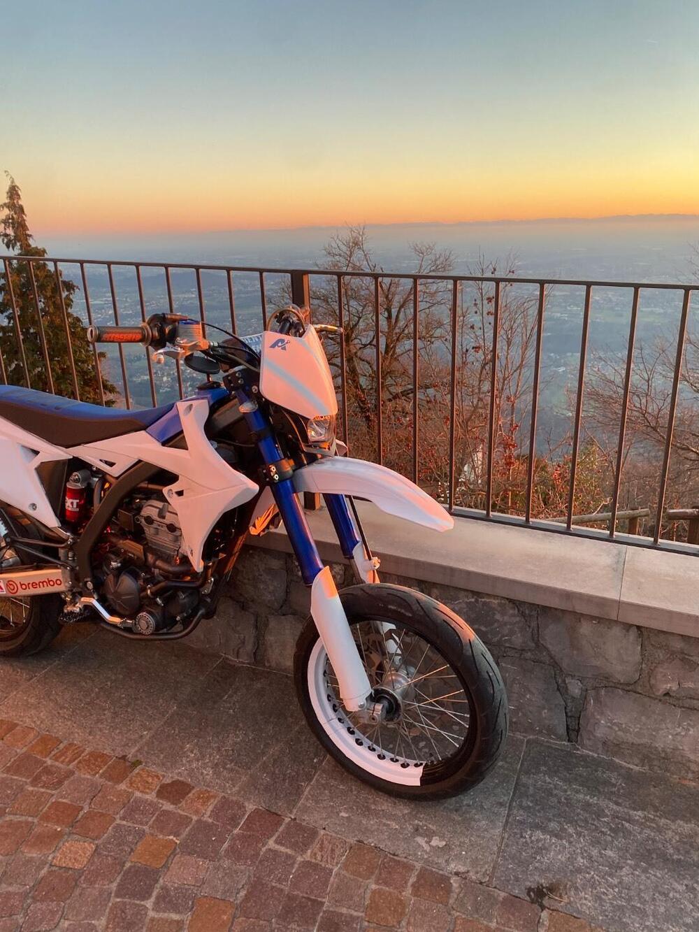 Valenti Racing SM 125 Z (2020 - 22) (9)