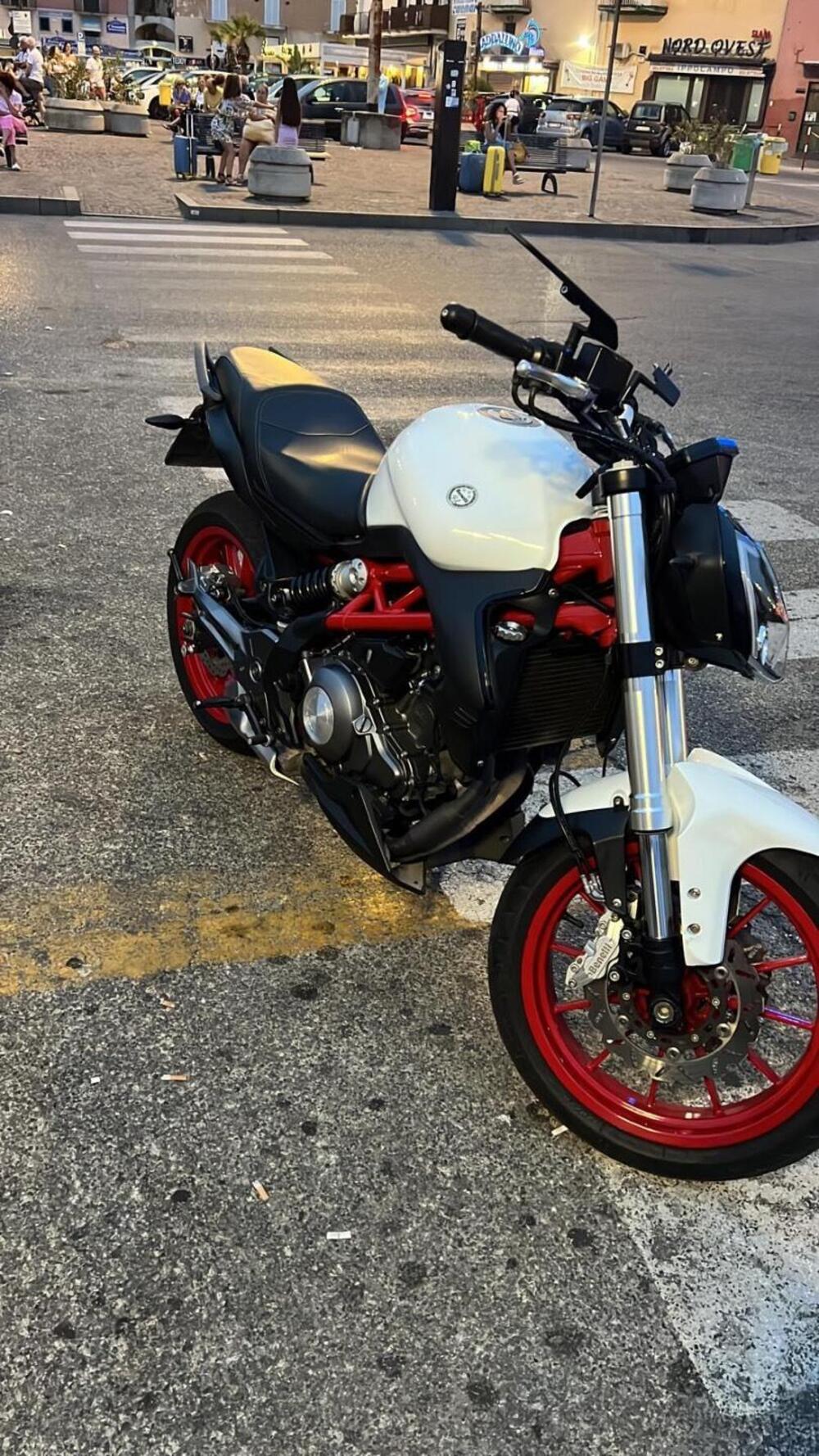 Benelli BN 302 S (2019 - 20) (5)