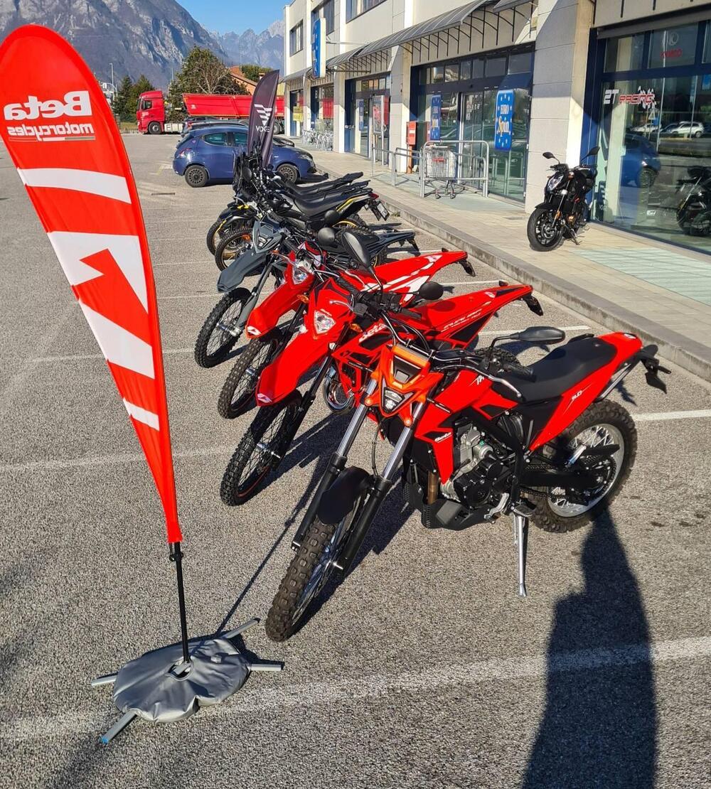 Betamotor RR 125 4T Motard T (2025 - 26) (2)