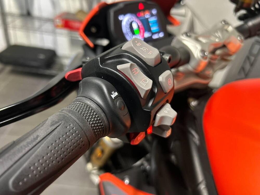 Triumph Speed Triple 1200 RS (2021 - 24) (8)