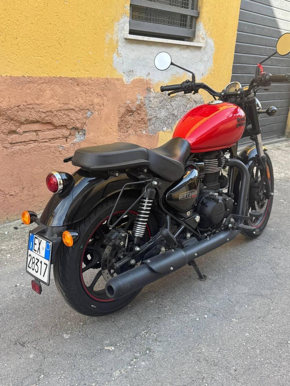 Royal Enfield Meteor 350 (2021 - 26) (2)