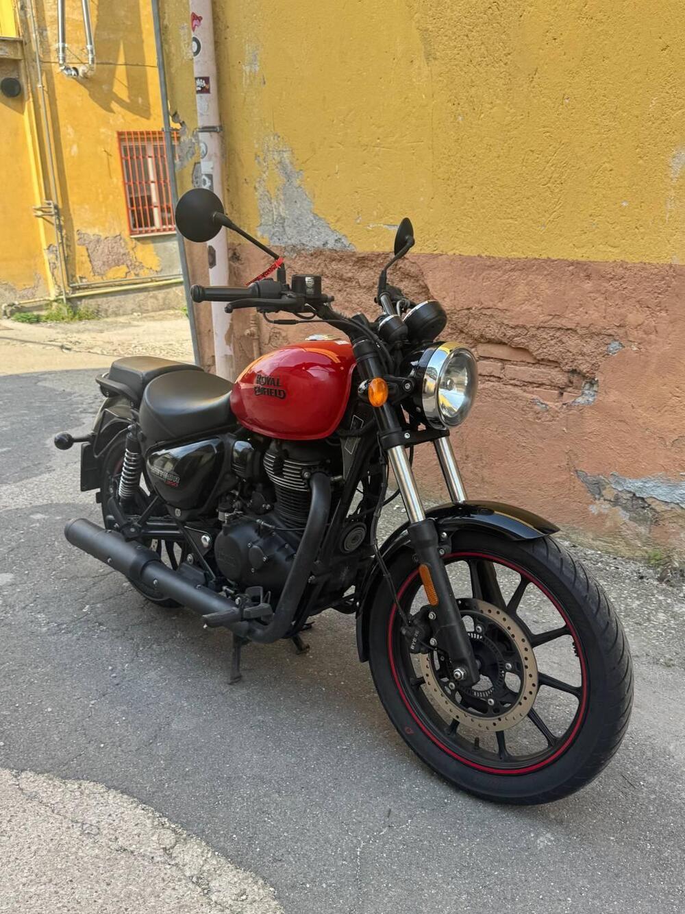 Royal Enfield Meteor 350 (2021 - 26) (3)