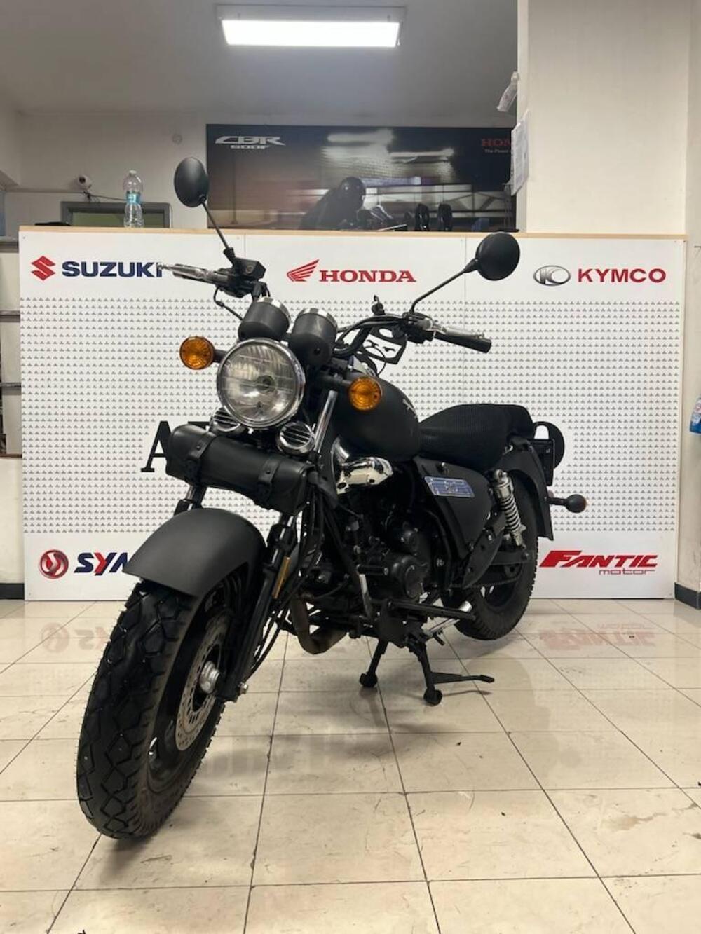 Keeway Motor Superlight 125 (2021 - 26) (3)