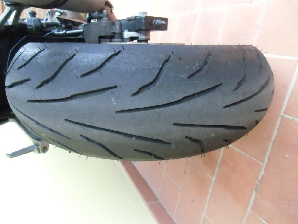 Kawasaki Z 750 (2003 - 06) (3)