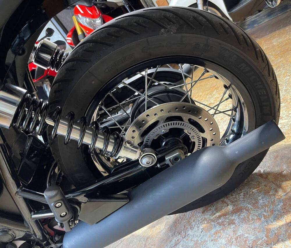 Triumph Bonneville T120 Black (2021 - 25) (15)