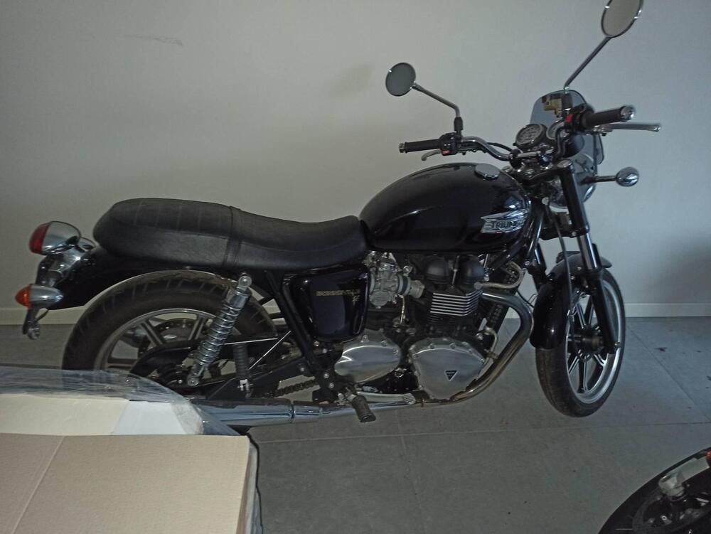 Triumph Bonneville SE (2009 - 13) (2)