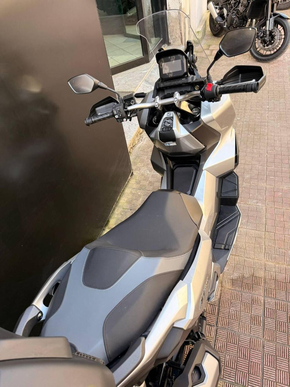 Honda ADV 350 (2022 - 24) (3)