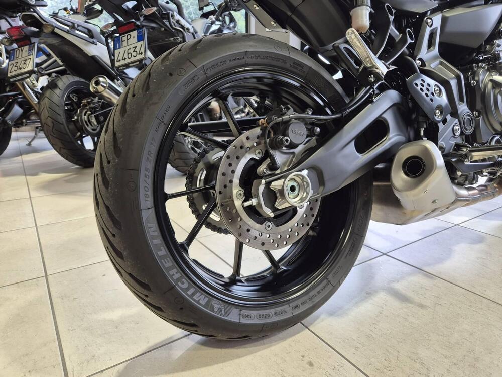 Yamaha MT-07 (2025 - 26) (11)