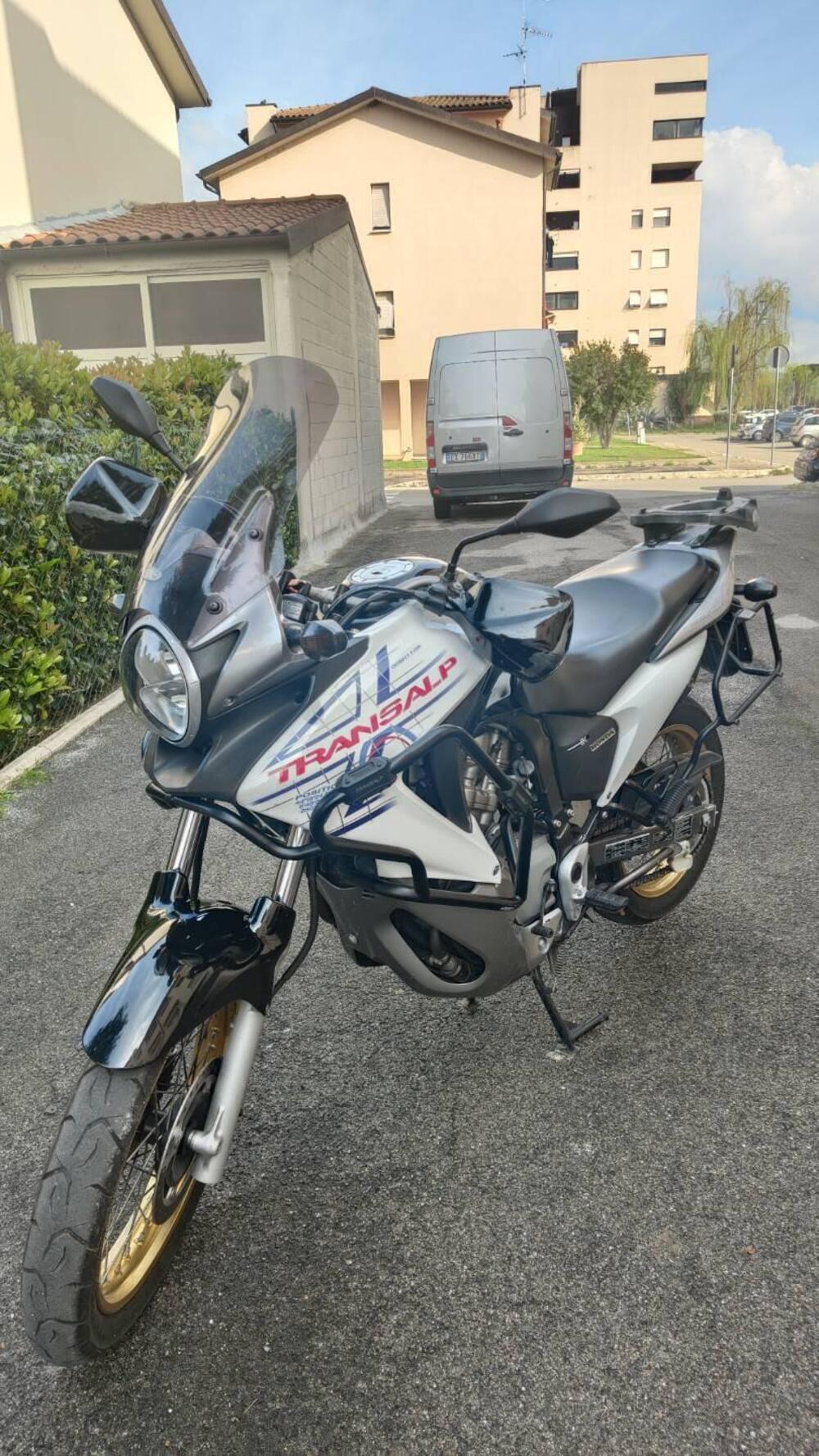 Honda Transalp XL 700 V (2007 - 2013) (6)