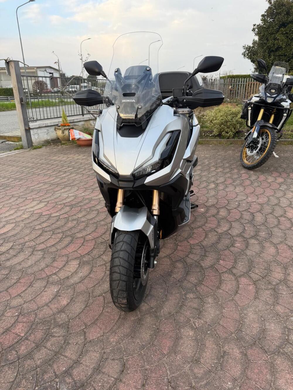 Honda ADV 350 (2022 - 24) (4)