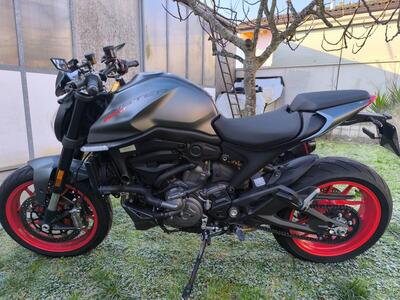 Ducati Monster 937 (2021 - 25) usata