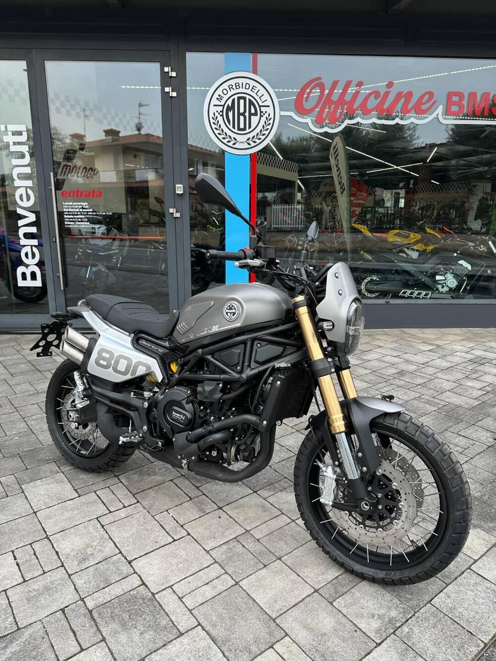 Benelli Leoncino 800 Trail (2022 - 26) (2)