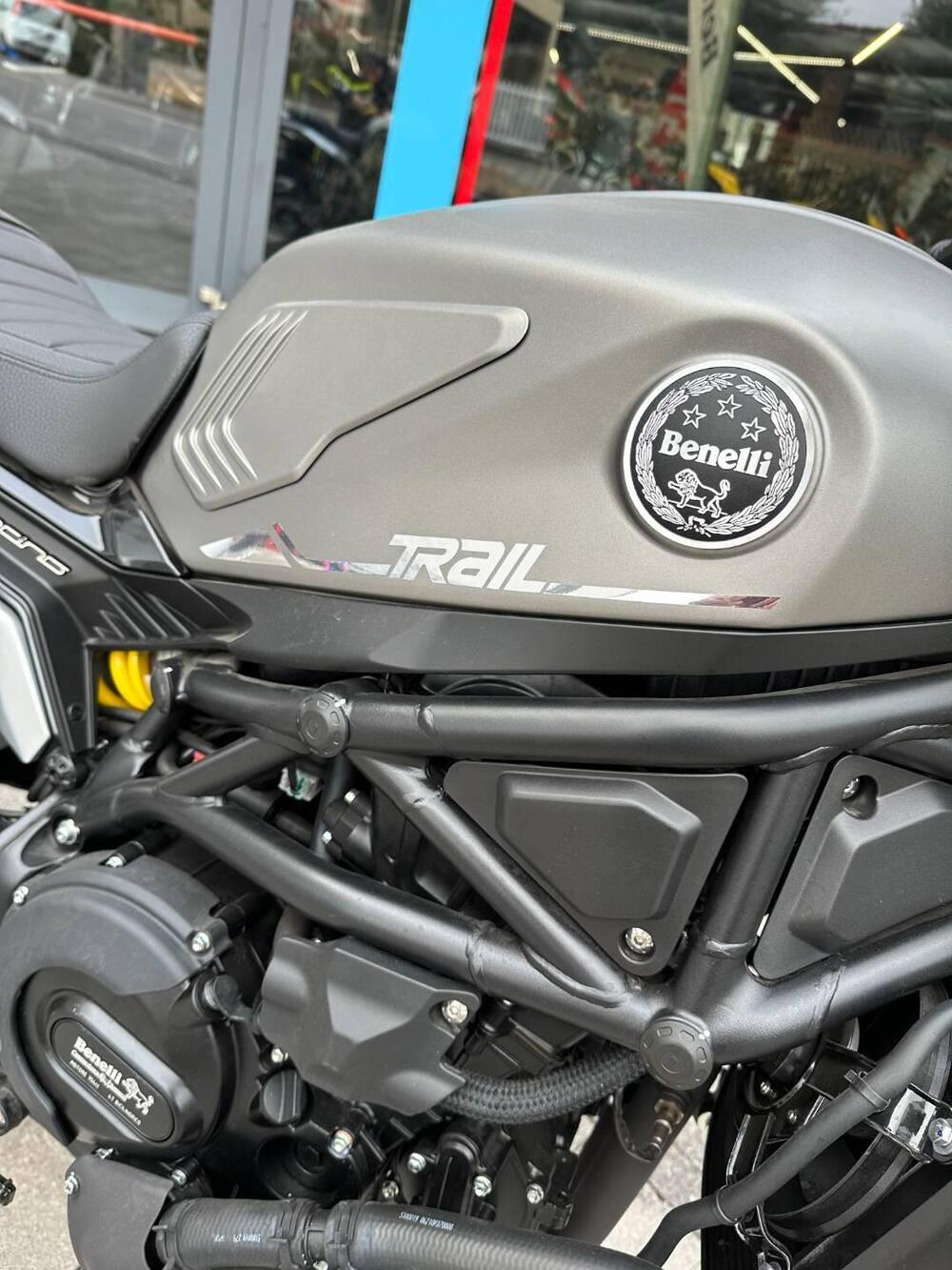 Benelli Leoncino 800 Trail (2022 - 26) (5)