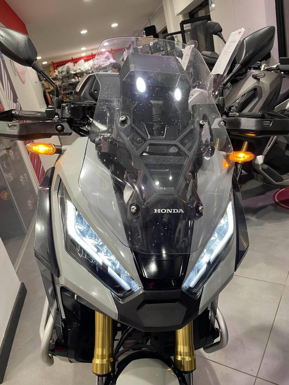 Honda X-ADV 750 DCT Gravel (2021 - 24) (5)