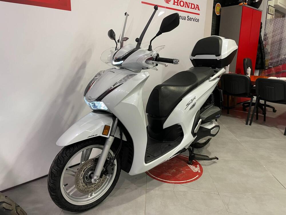 Honda SH 350 (2021 - 24) (2)