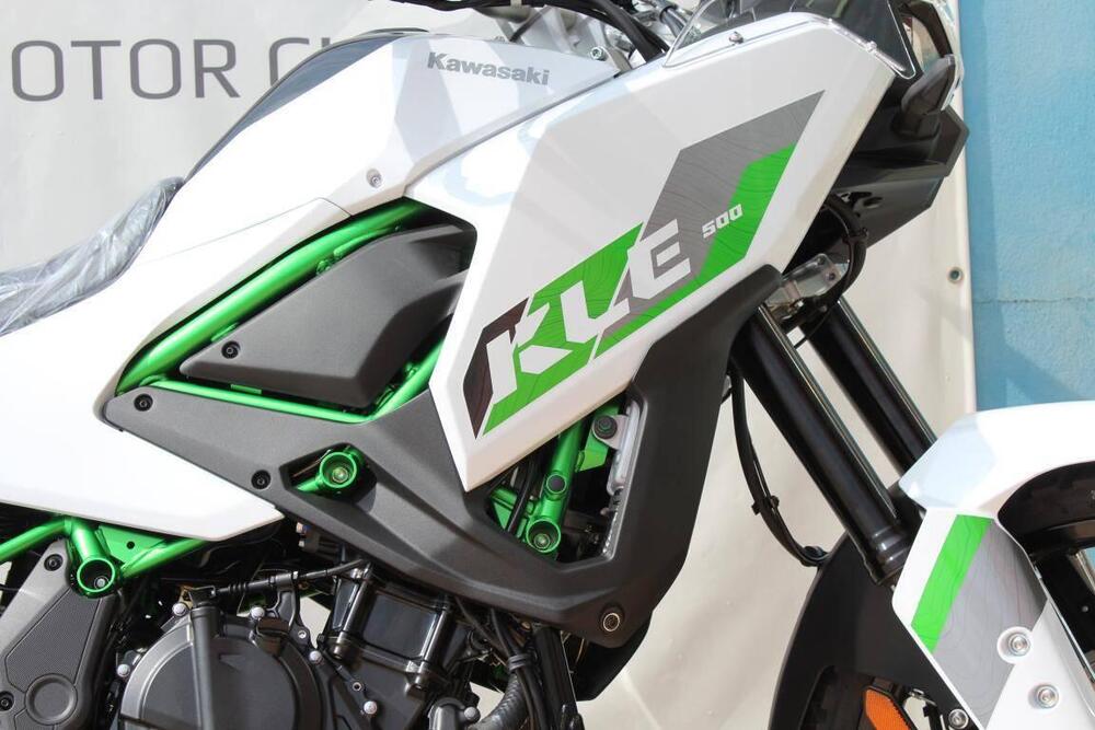 Kawasaki KLE 500 SE (2026) (11)