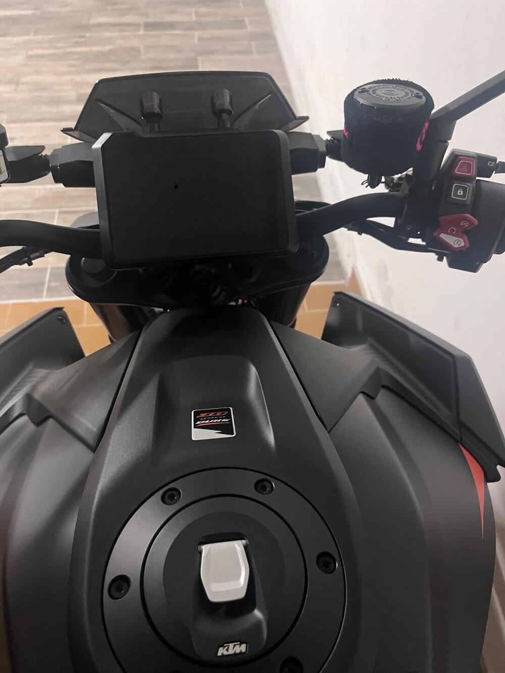 KTM 1390 Super Duke R EVO (2024 - 26) (4)