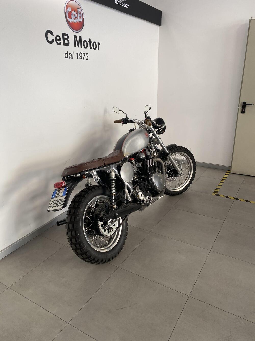 Triumph Scrambler (2006 - 17) (3)