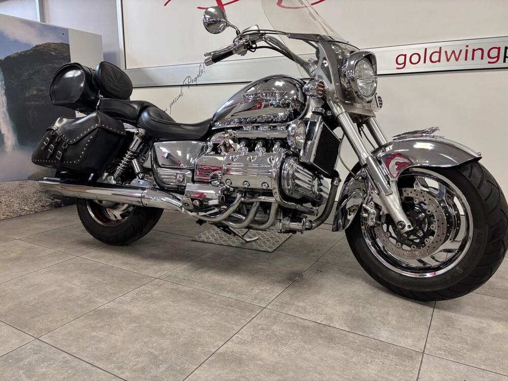 Honda GL 1500 F6C (1997 - 01) (15)