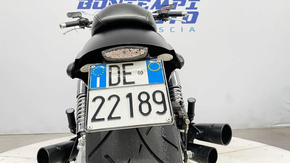 Triumph Rocket 3 Classic (2006 - 11) (17)