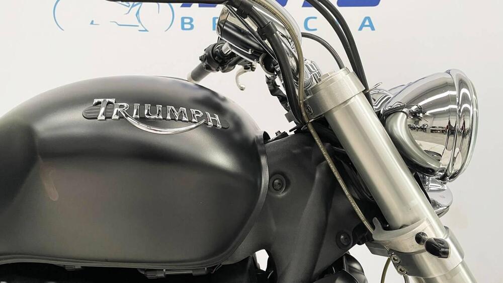 Triumph Rocket 3 Classic (2006 - 11) (16)