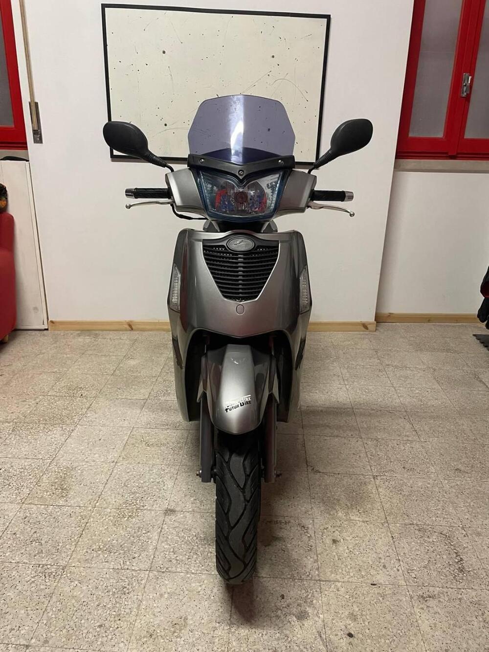 Kymco People 50 2t (2007 - 17) (2)