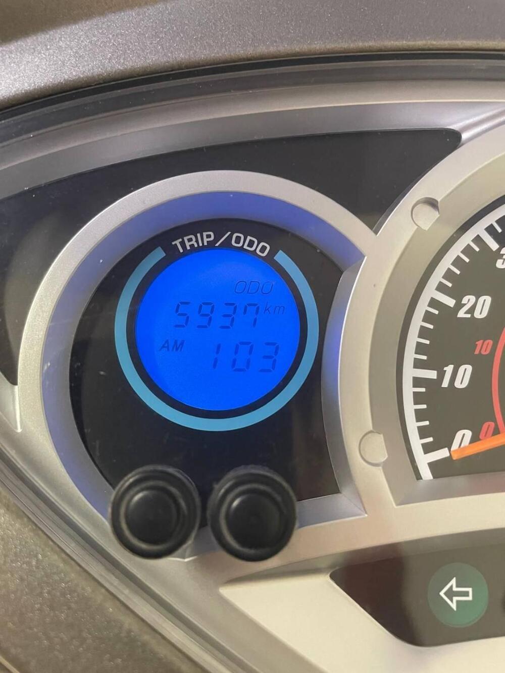 Kymco People 50 2t (2007 - 17) (4)