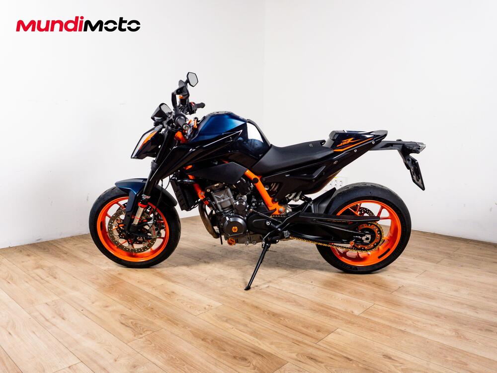 KTM 890 Duke R (2020) (6)