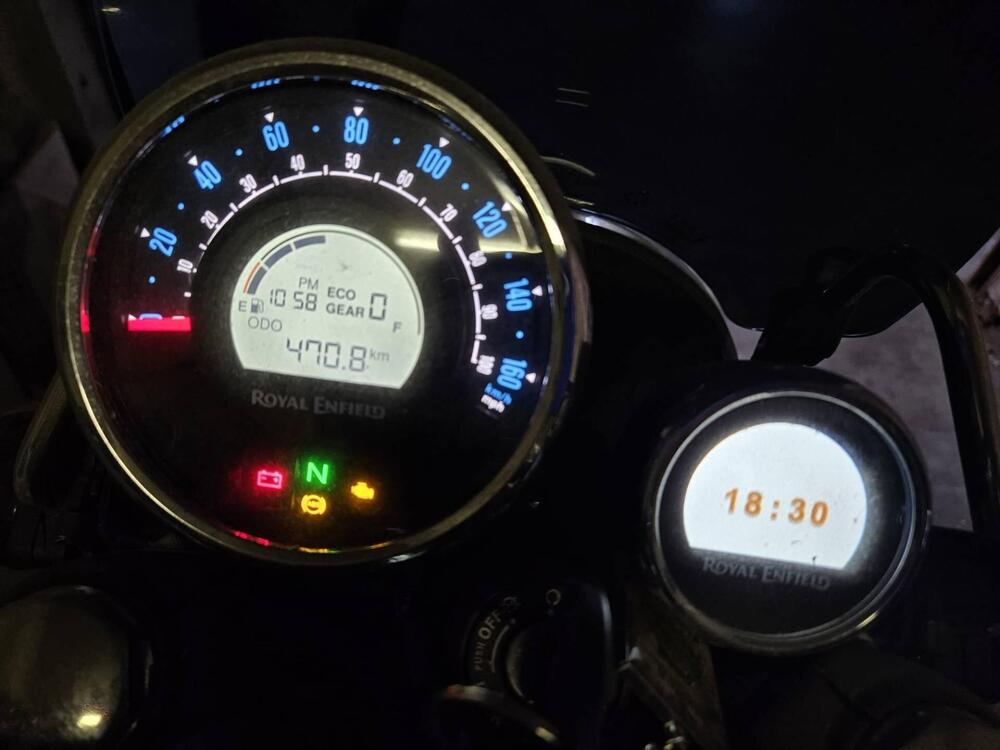 Royal Enfield Meteor 350 (2021 - 26) (5)