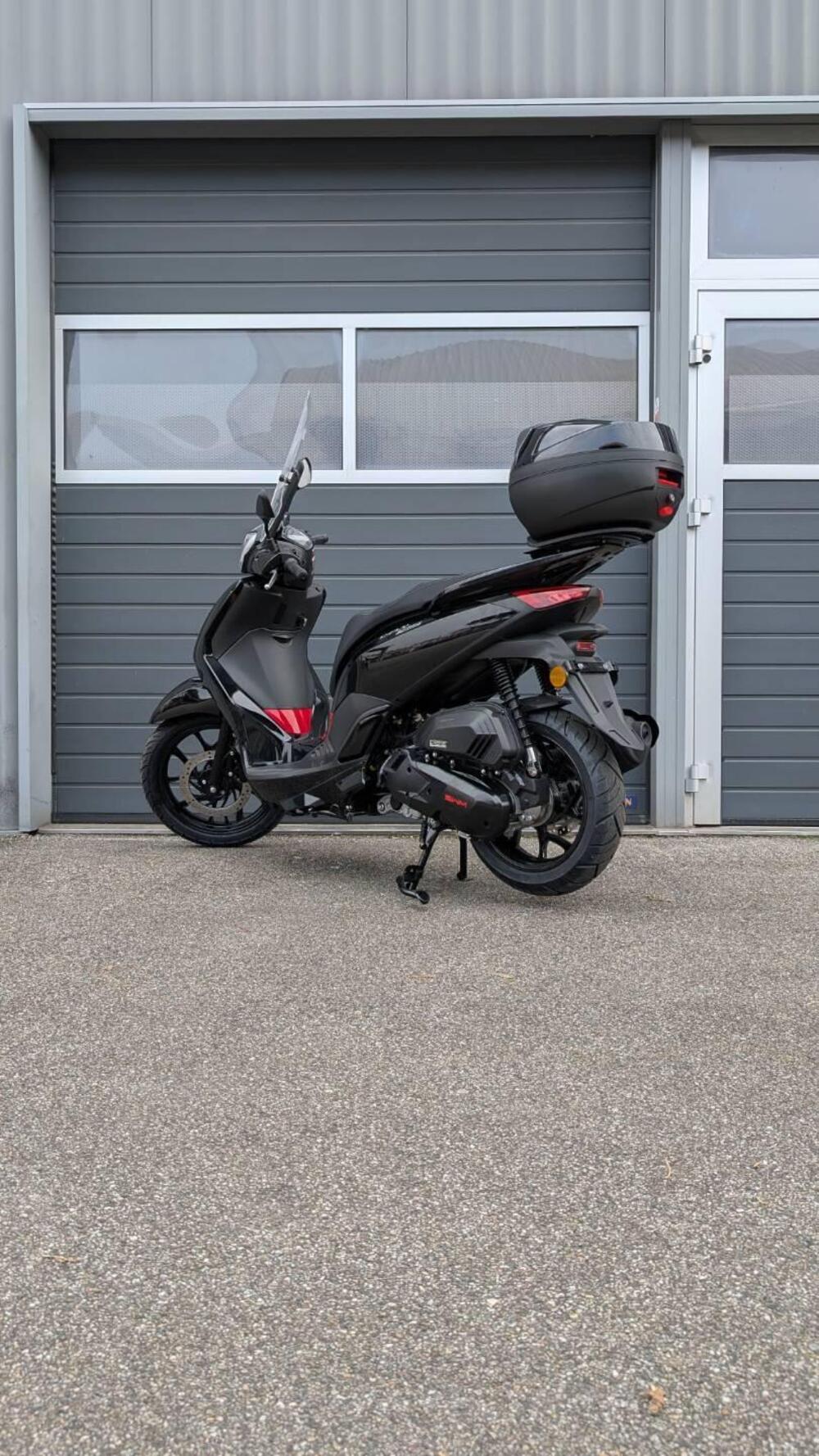 Swm C-Fly 125 (2026) (2)