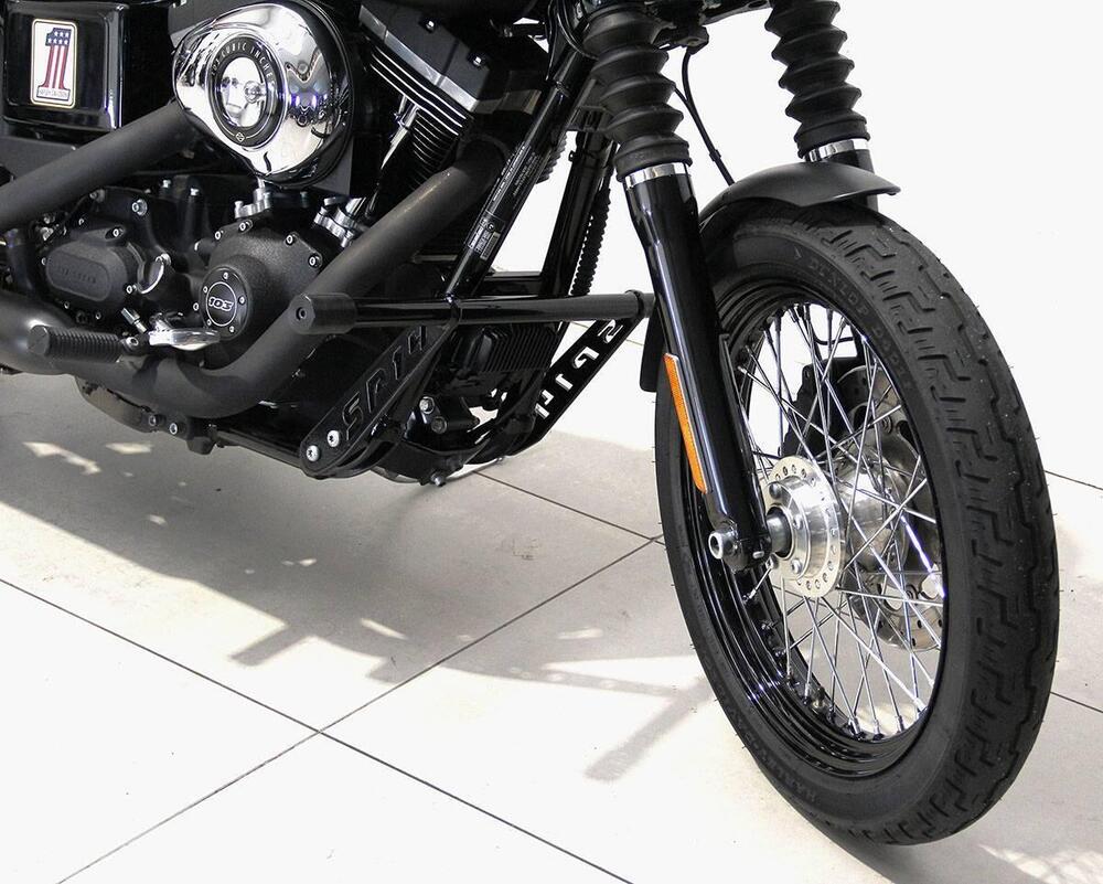 Harley-Davidson 1690 Street Bob Special (2015 - 16) - FXDB (2)