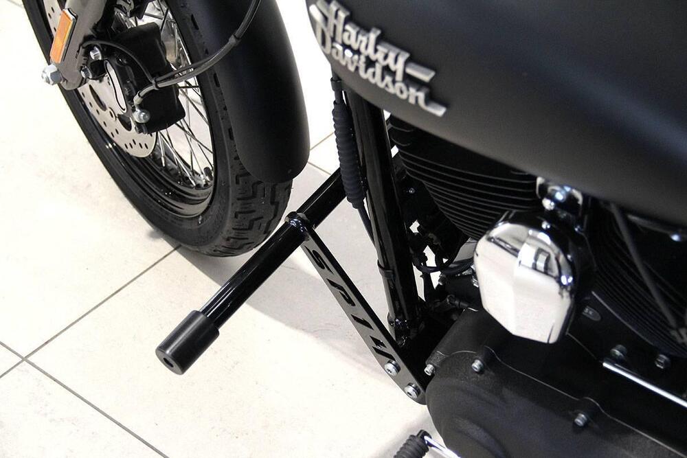 Harley-Davidson 1690 Street Bob Special (2015 - 16) - FXDB (15)