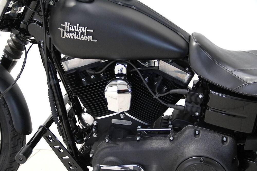 Harley-Davidson 1690 Street Bob Special (2015 - 16) - FXDB (17)