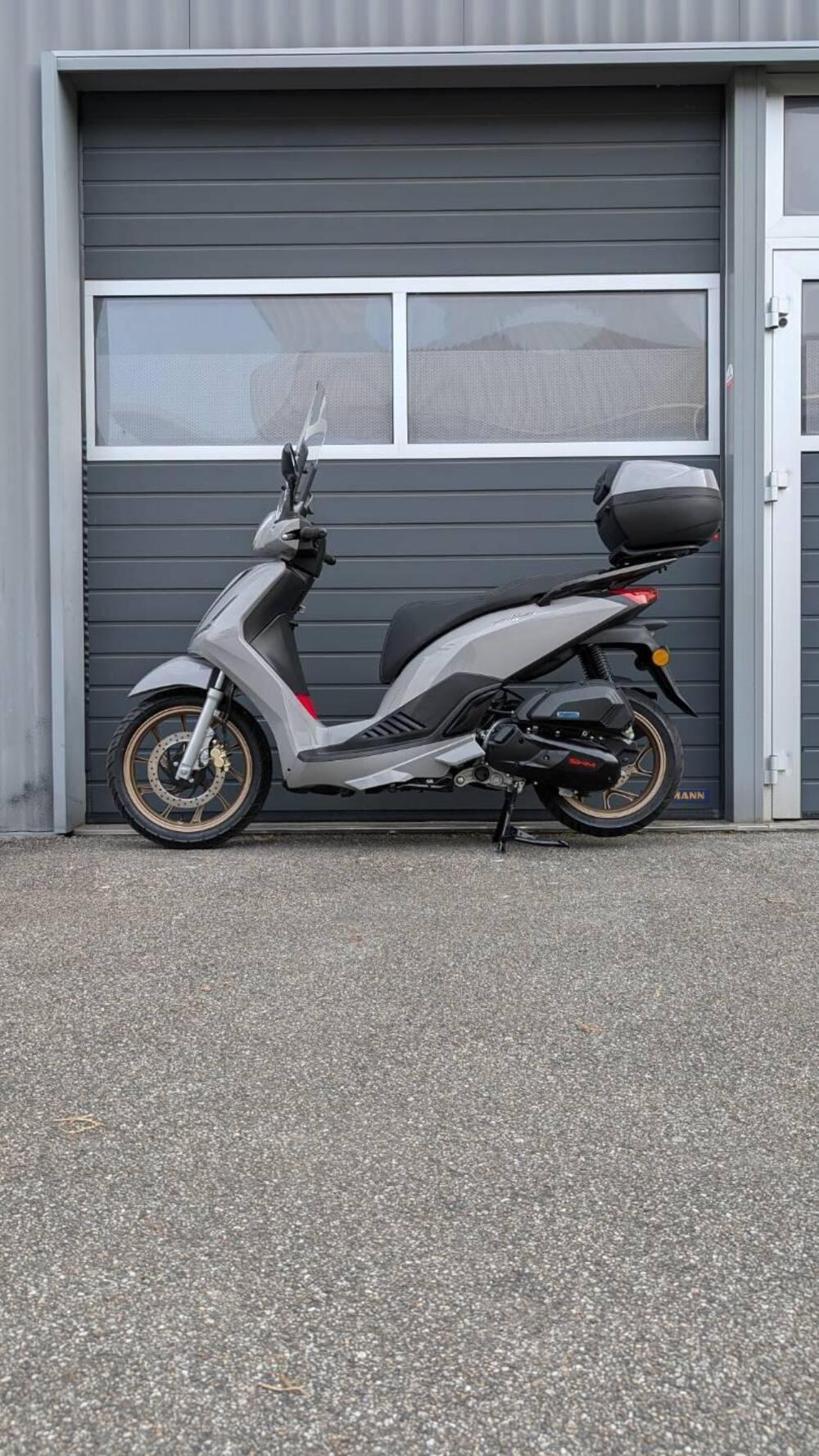 Swm C-Fly 125 (2026) (2)