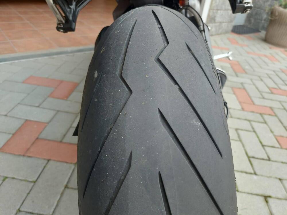 Triumph Street Triple R (2020 - 22) (3)