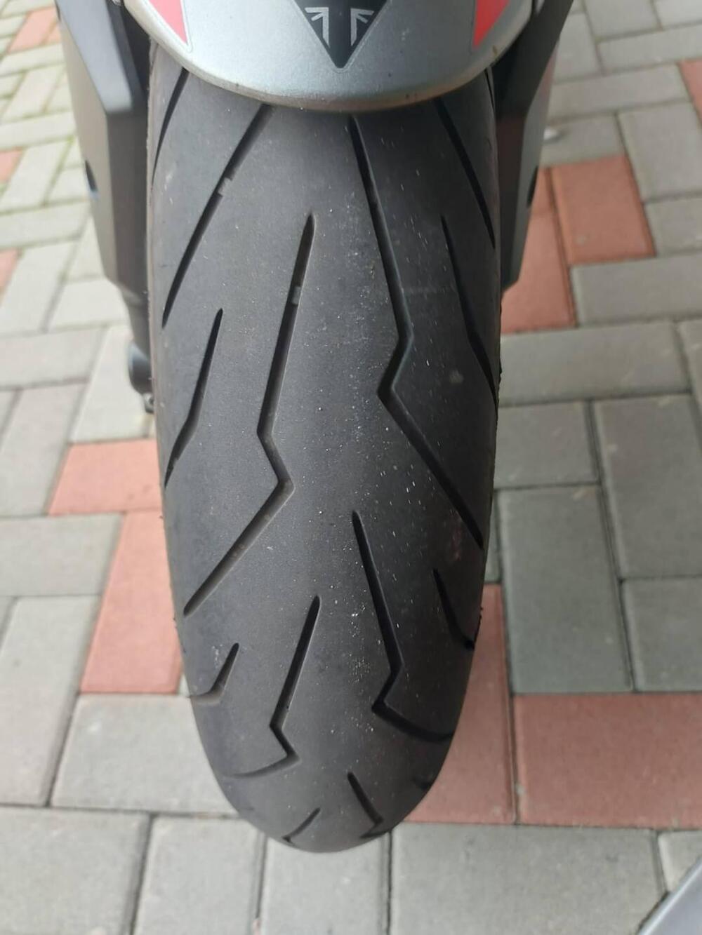 Triumph Street Triple R (2020 - 22) (5)