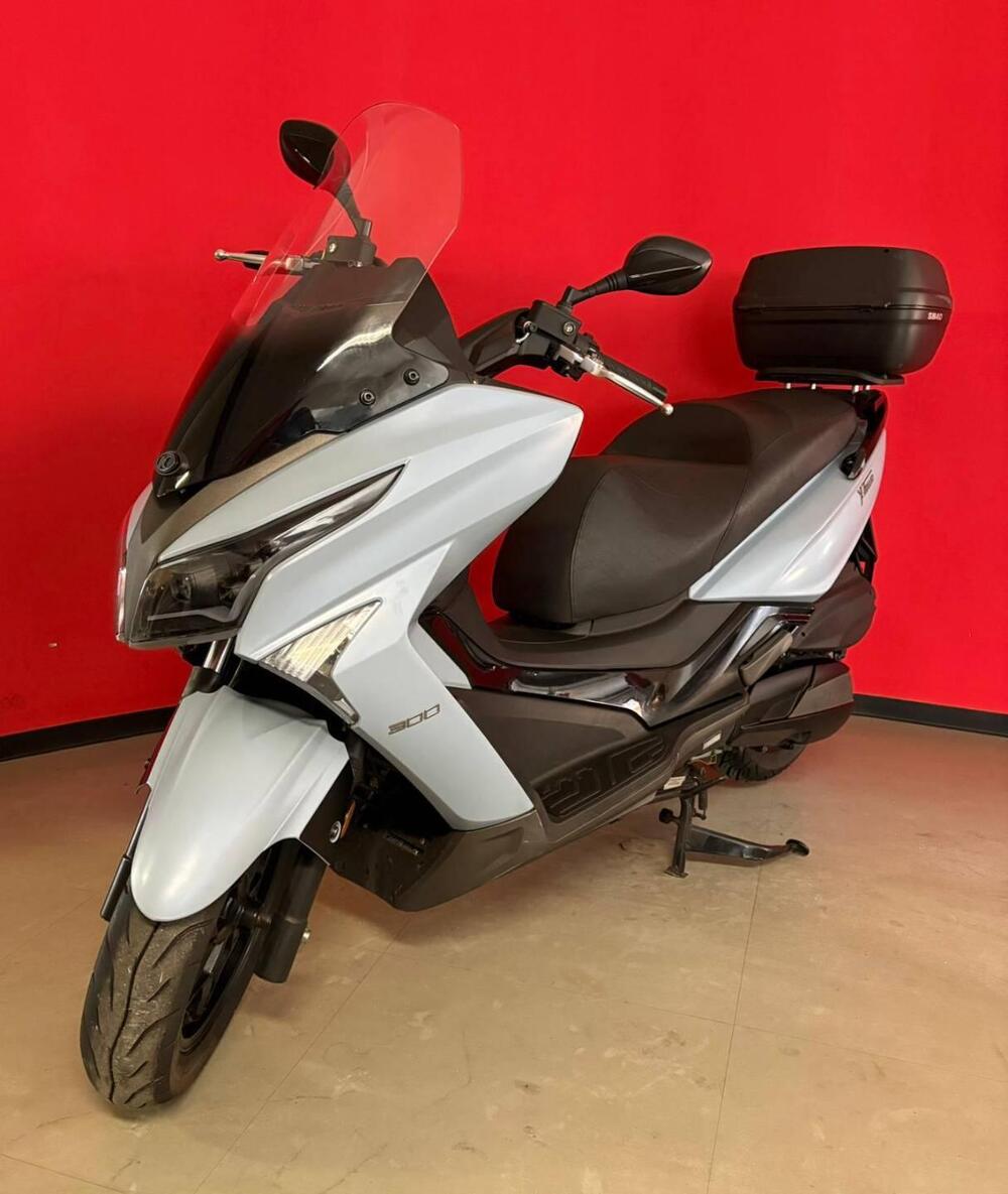 Kymco X-Town 300i (2021 - 24) (4)