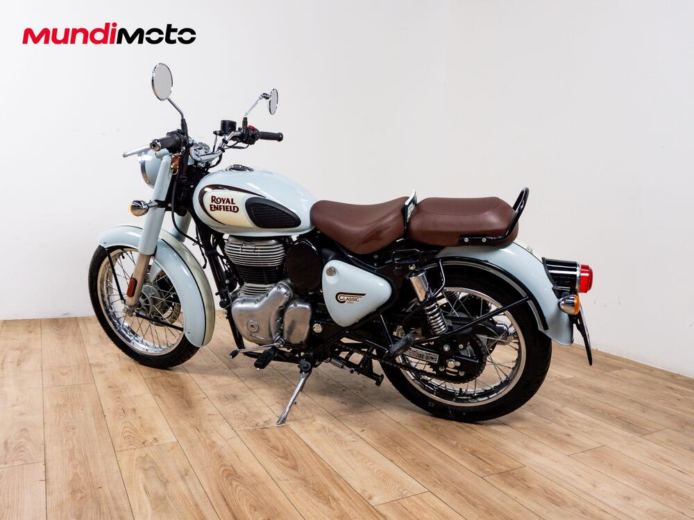 Royal Enfield Classic 350 (2021 - 26) (7)
