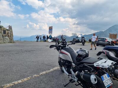 Moto Guzzi V85 TT Travel (2021 - 23) usata