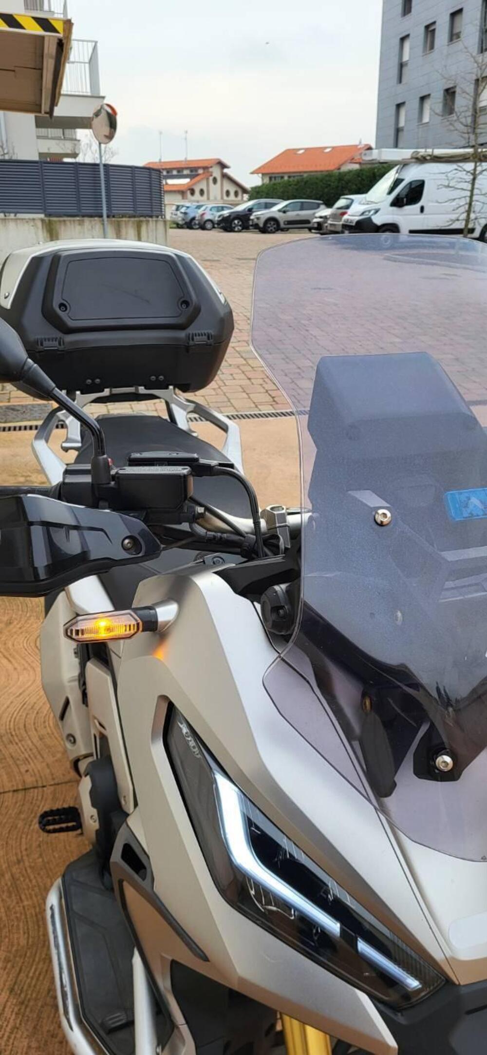 Honda X-ADV 750 DCT Gravel (2021 - 24) (3)