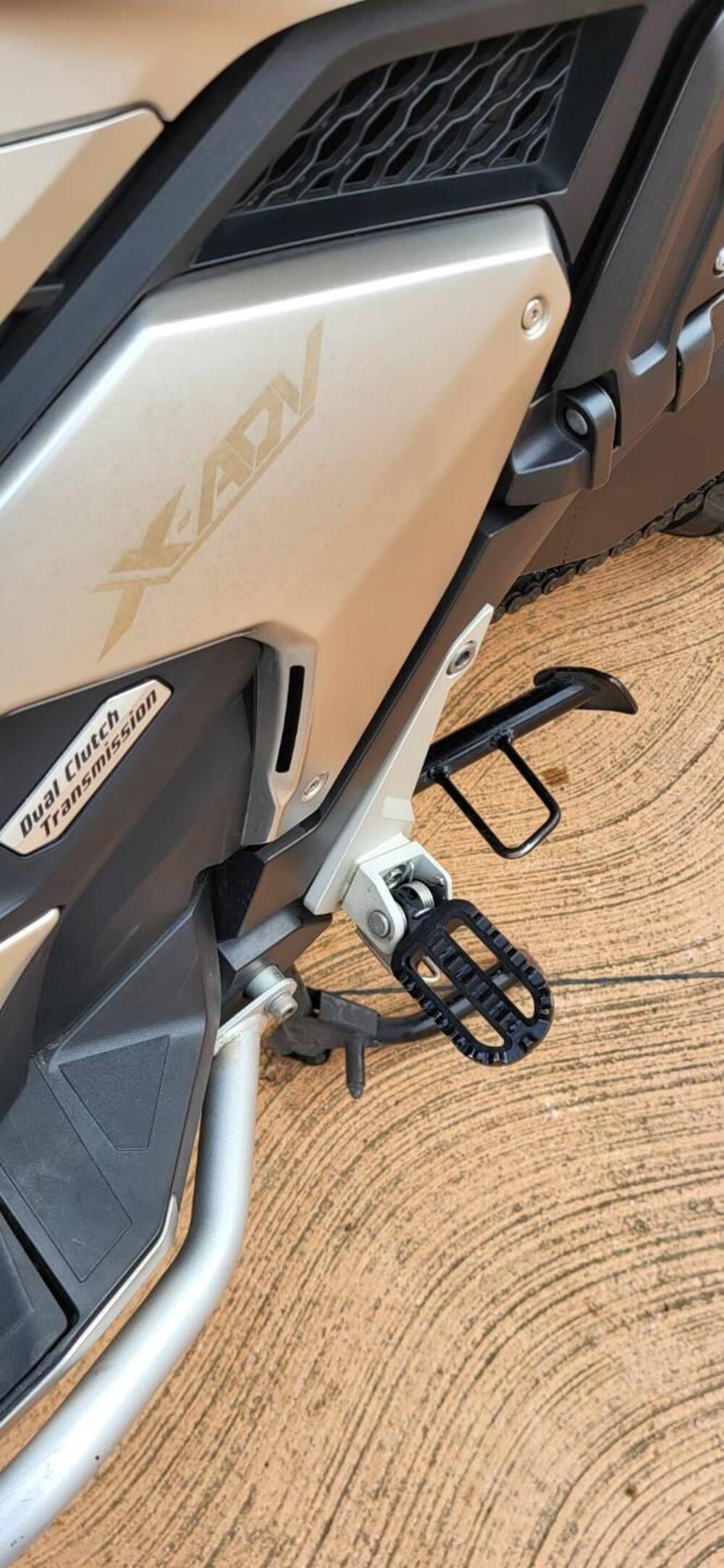 Honda X-ADV 750 DCT Gravel (2021 - 24) (6)